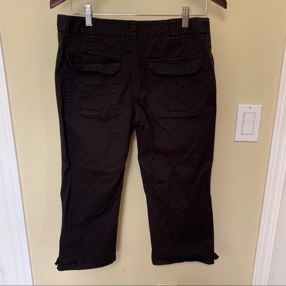 Club Monaco Black Capris